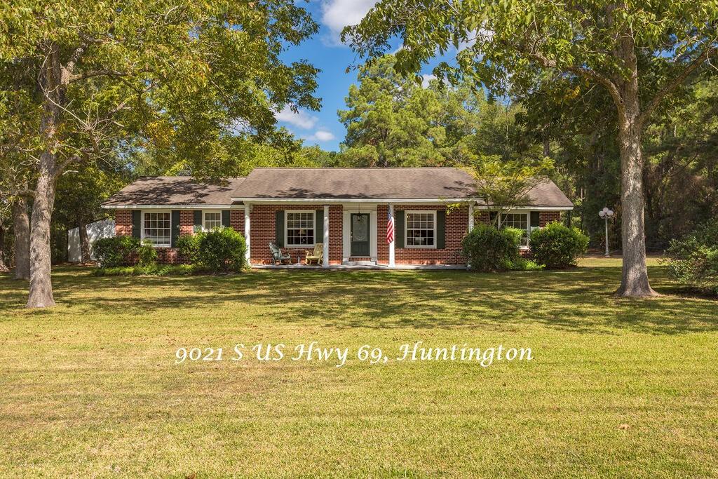 Photo of 9021 S Us Hwy 59, Huntington, TX 75949 (MLS # 98303302)