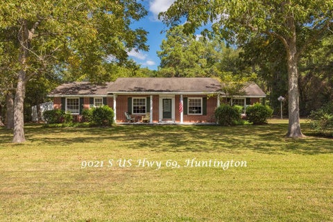 Photo of 9021 S Us Hwy 59, Huntington, TX 75949 (MLS # 98303302)