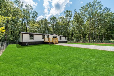 Photo of 266 Ithica, Livingston, TX 77351 (MLS # 98923678)