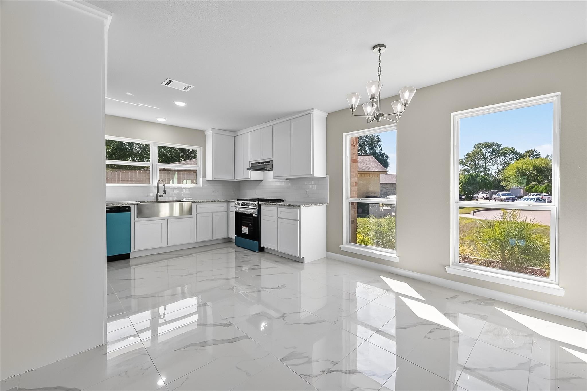 10603 Highland Woods Drive