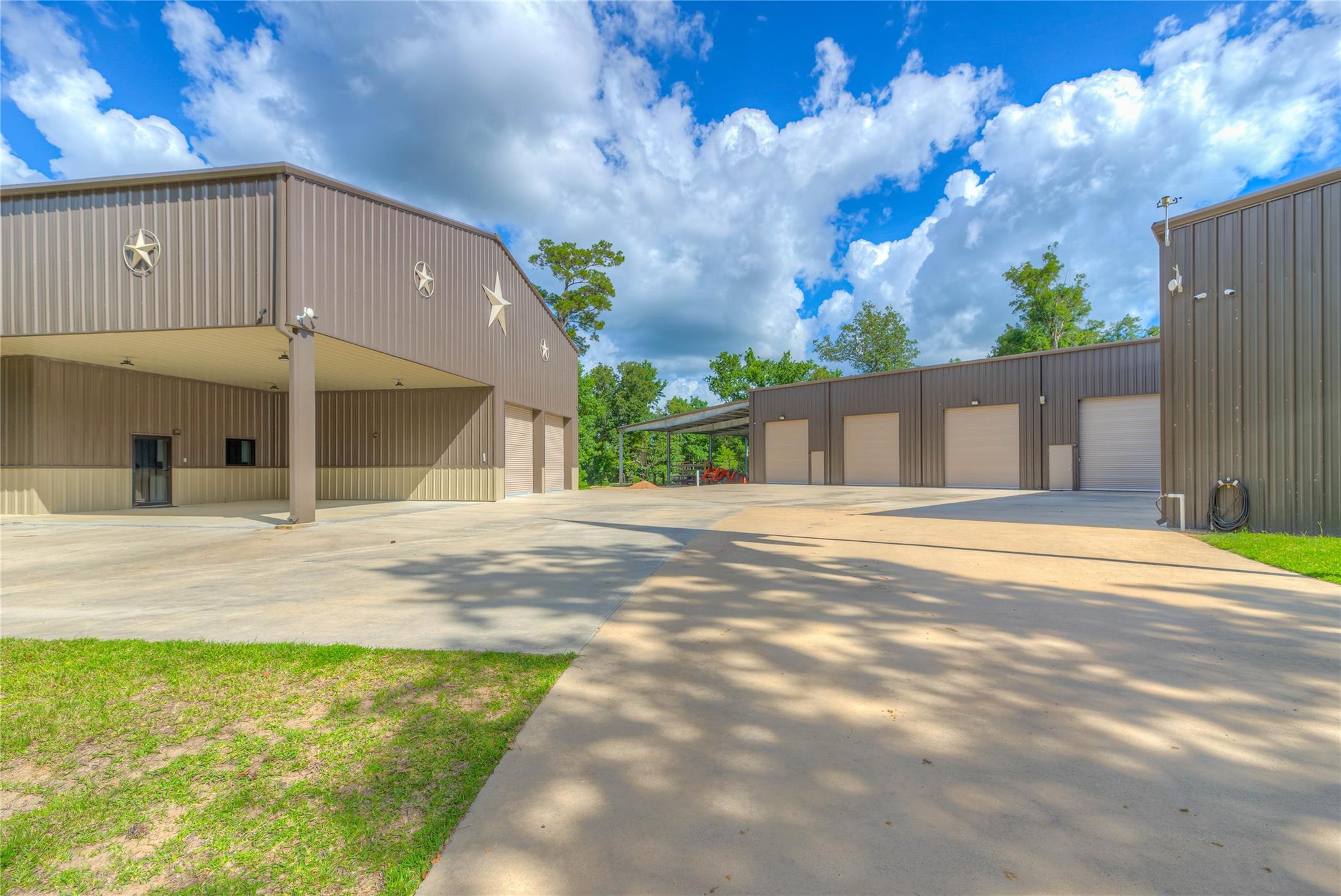 8214 Farm To Market Rd 350 N, Livingston, TX, 77351, USA, 8 Bedrooms Bedrooms, ,9 BathroomsBathrooms,Residential,Active,8214 Farm To Market Rd 350 N,10269207