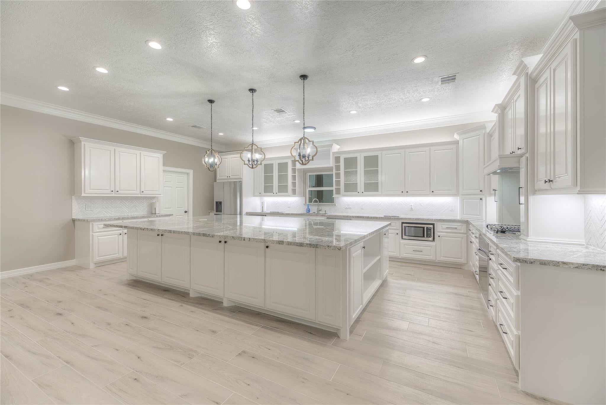 8214 Farm To Market Rd 350 N, Livingston, TX, 77351, USA, 8 Bedrooms Bedrooms, ,9 BathroomsBathrooms,Residential,Active,8214 Farm To Market Rd 350 N,10269207