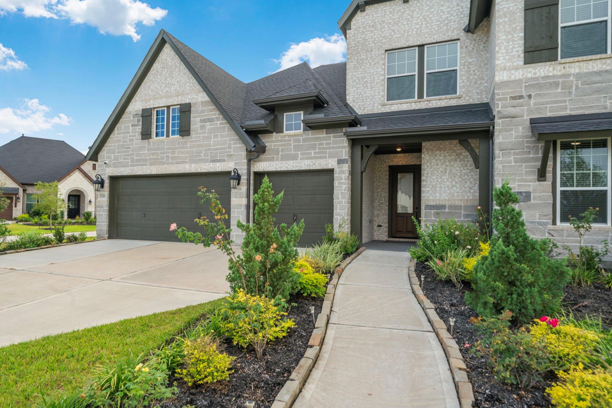 1211 Morning Rose Drive