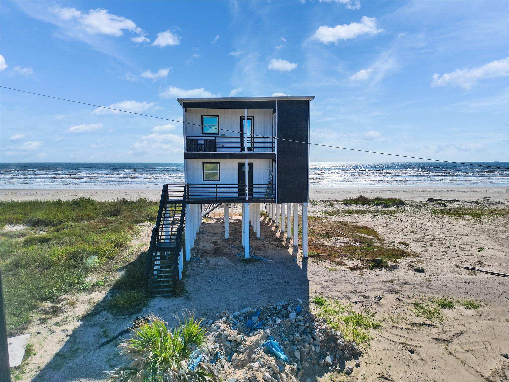 10614 Blue Water Highway