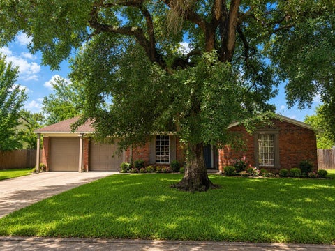 Photo of 14507 Quention Drive, Houston, TX 77045 (MLS # 73244201)