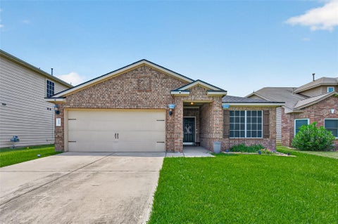 Photo of 902 Marigold Road, Baytown, TX 77521 (MLS # 42040654)