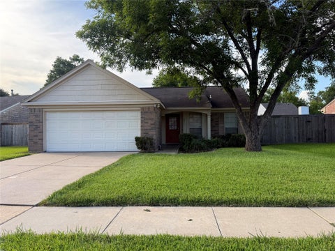Photo of 4411 Treasure Trail, Sugar Land, TX 77479 (MLS # 78789192)