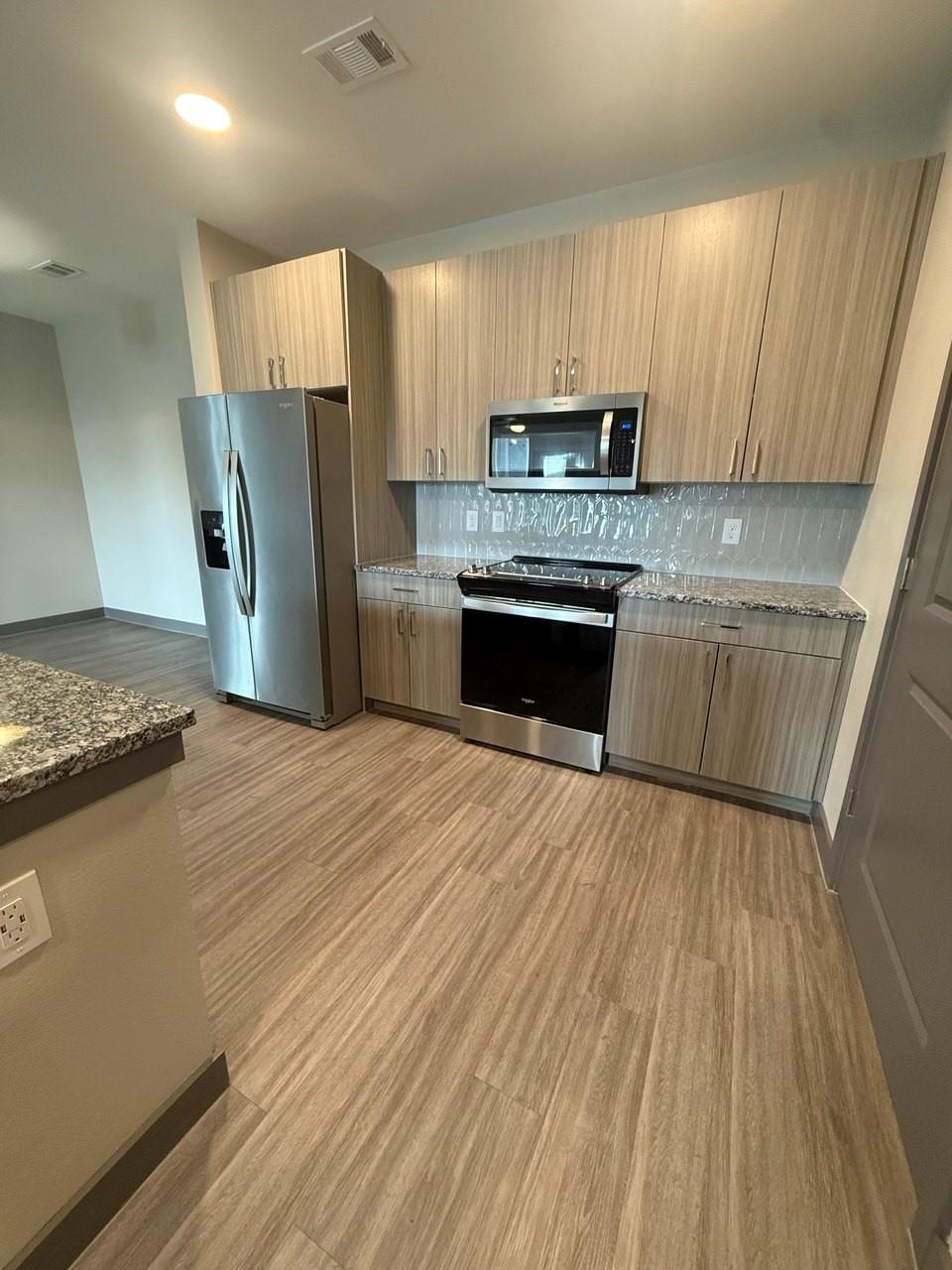 17448 N Eldridge Parkway 7202
