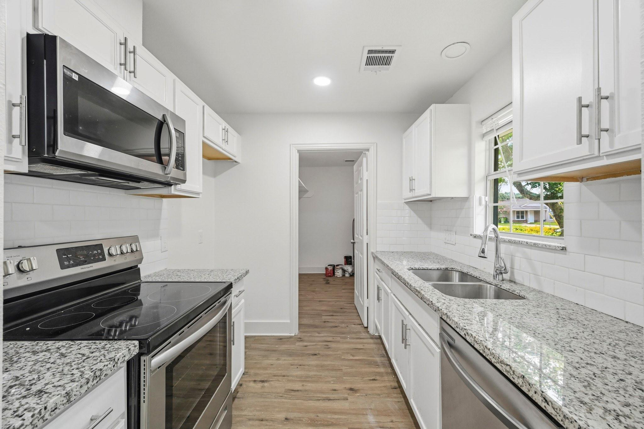 1501 Maiden Lane