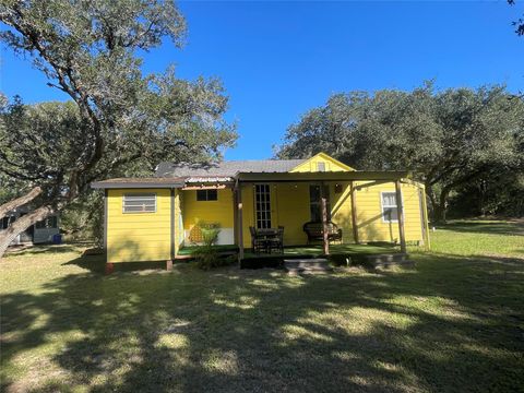 Photo of 341 Cr 355, Elmaton, TX 77440 (MLS # 51762564)