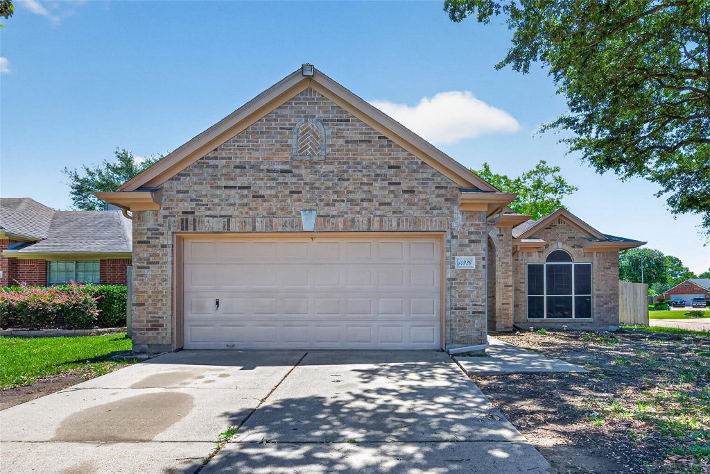 Photo of 14926 Lindenbrook Lane, Houston, TX 77095 (MLS # 14925948)