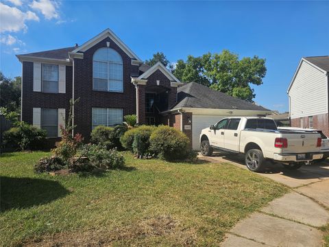 Photo of 14043 Wheatbridge Drive, Houston, TX 77041 (MLS # 64502109)