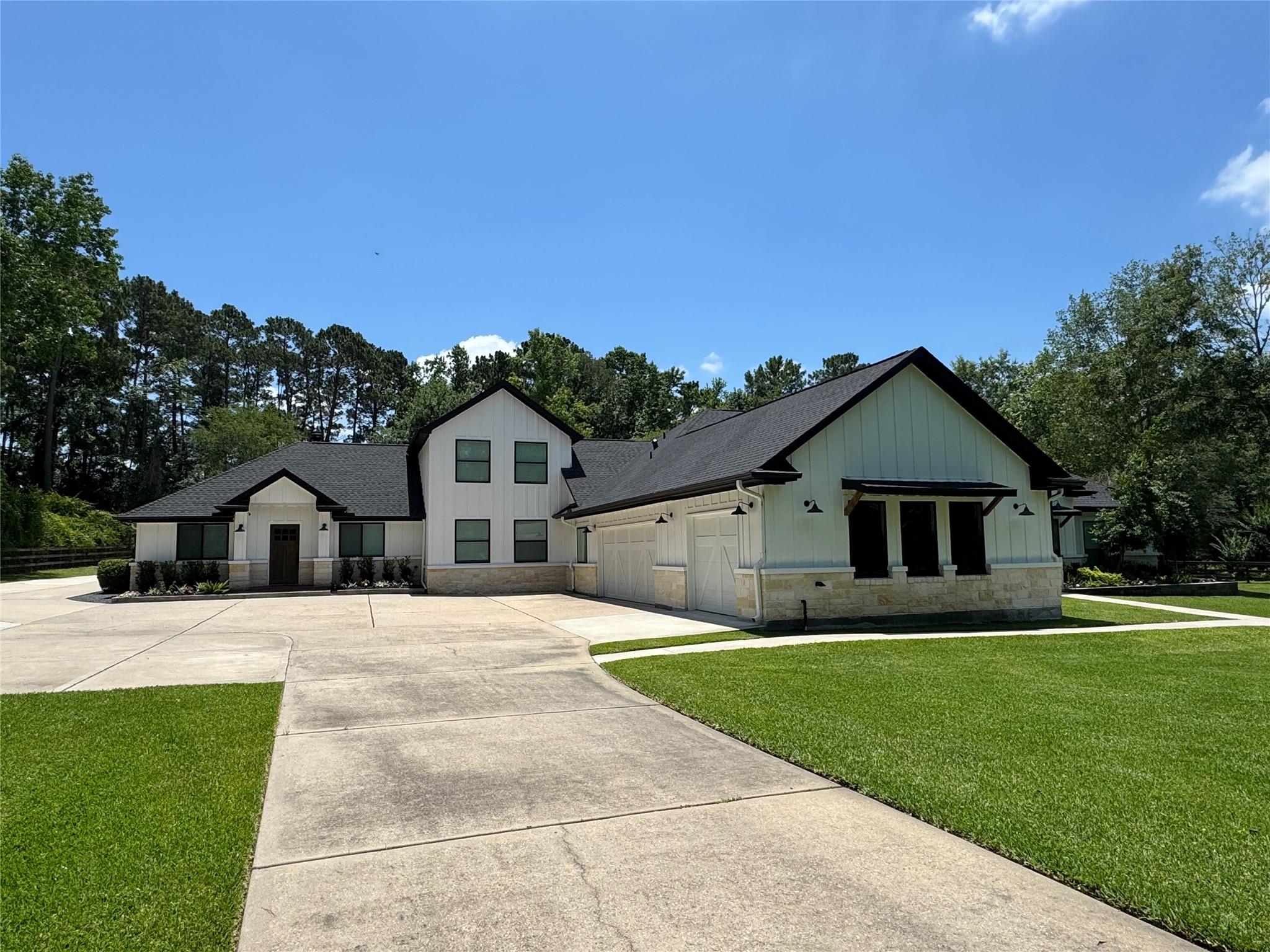 9703 Crestwater Circle