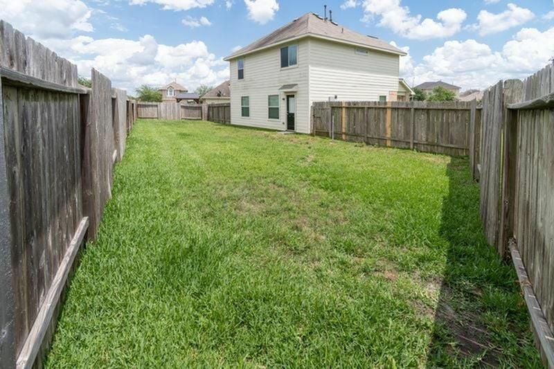 19426 Plantation Bend Lane