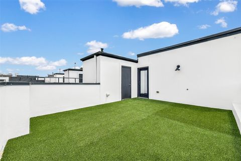 Tiny photo for 1529 Rosewood Street, Houston, TX 77004 (MLS # 81735350)