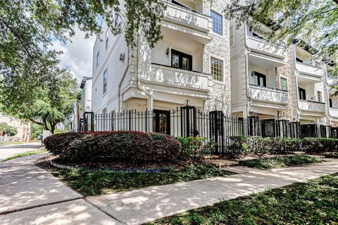 Photo of 1529 Rosewood Street, Houston, TX 77004 (MLS # 81735350)