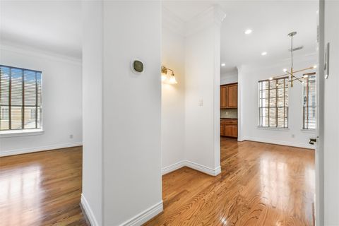 Tiny photo for 1529 Rosewood Street, Houston, TX 77004 (MLS # 81735350)