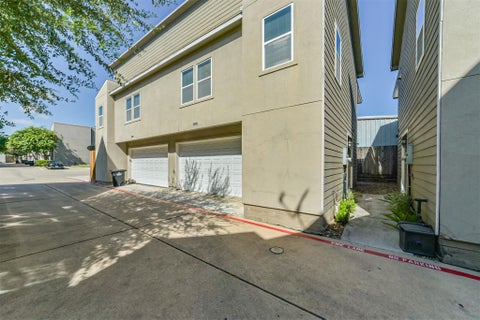 Photo of 5305 Avenue J, Houston, TX 77011 (MLS # 44916309)