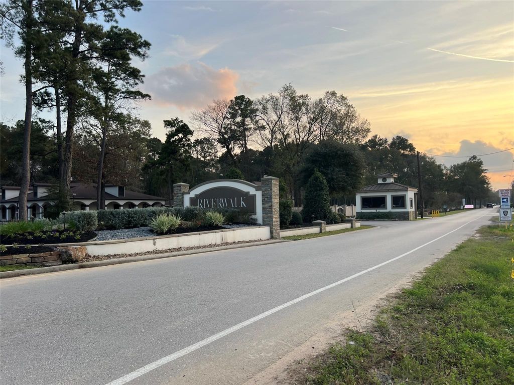 Photo of 19541 Desna Drive, Porter, TX 77365 (MLS # 52380460)