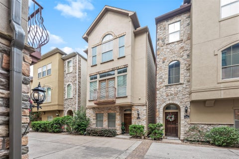 Photo of 562 Bomar Street, Houston, TX 77006 (MLS # 4711825)
