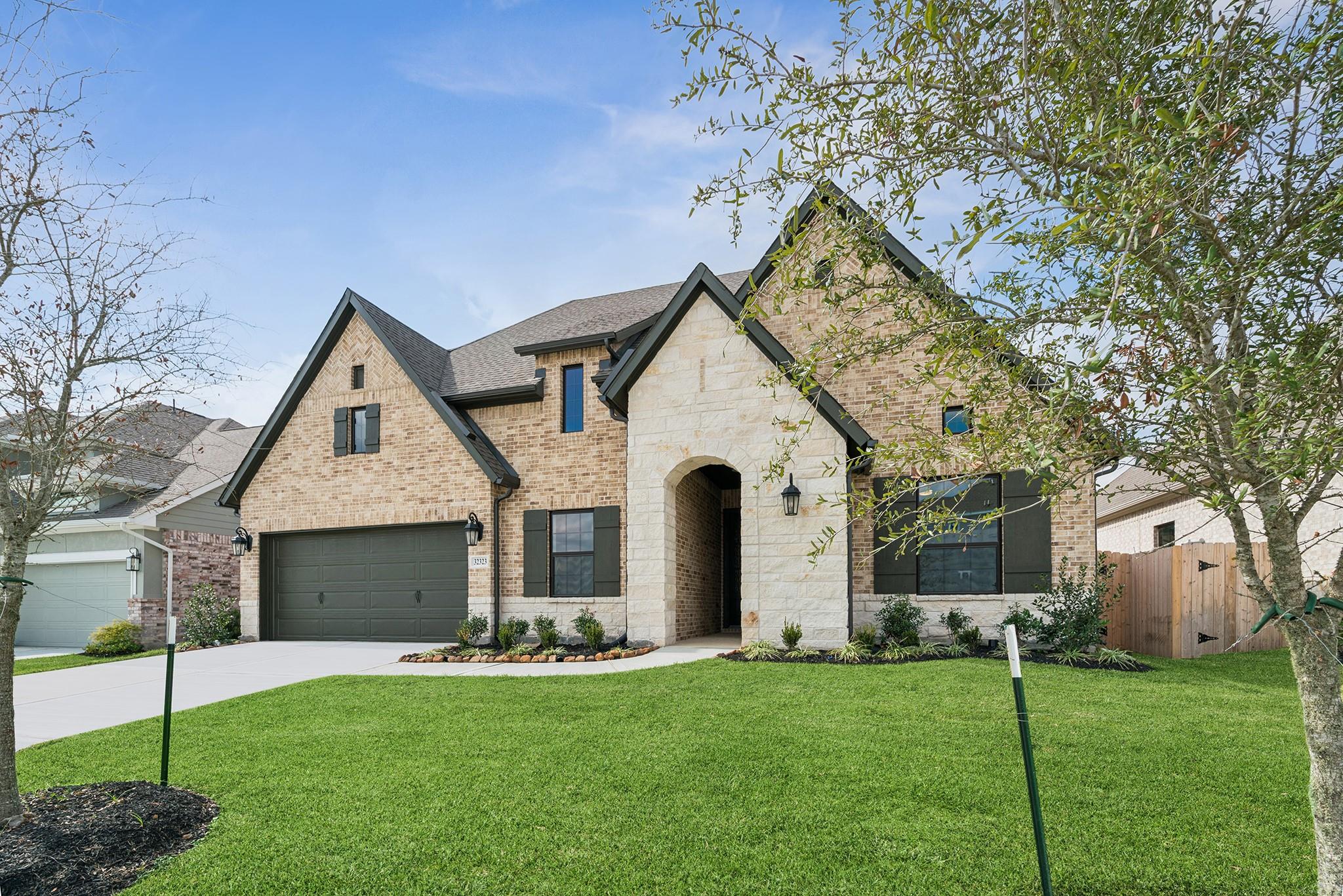 32323 Mossy Pine Way