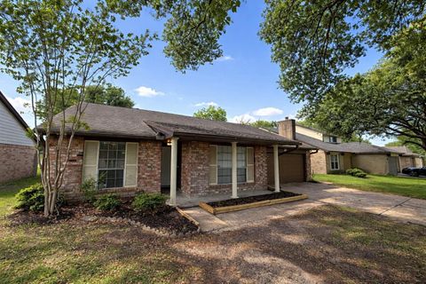 Photo of 11915 Fallbrook Drive, Houston, TX 77065 (MLS # 7553157)