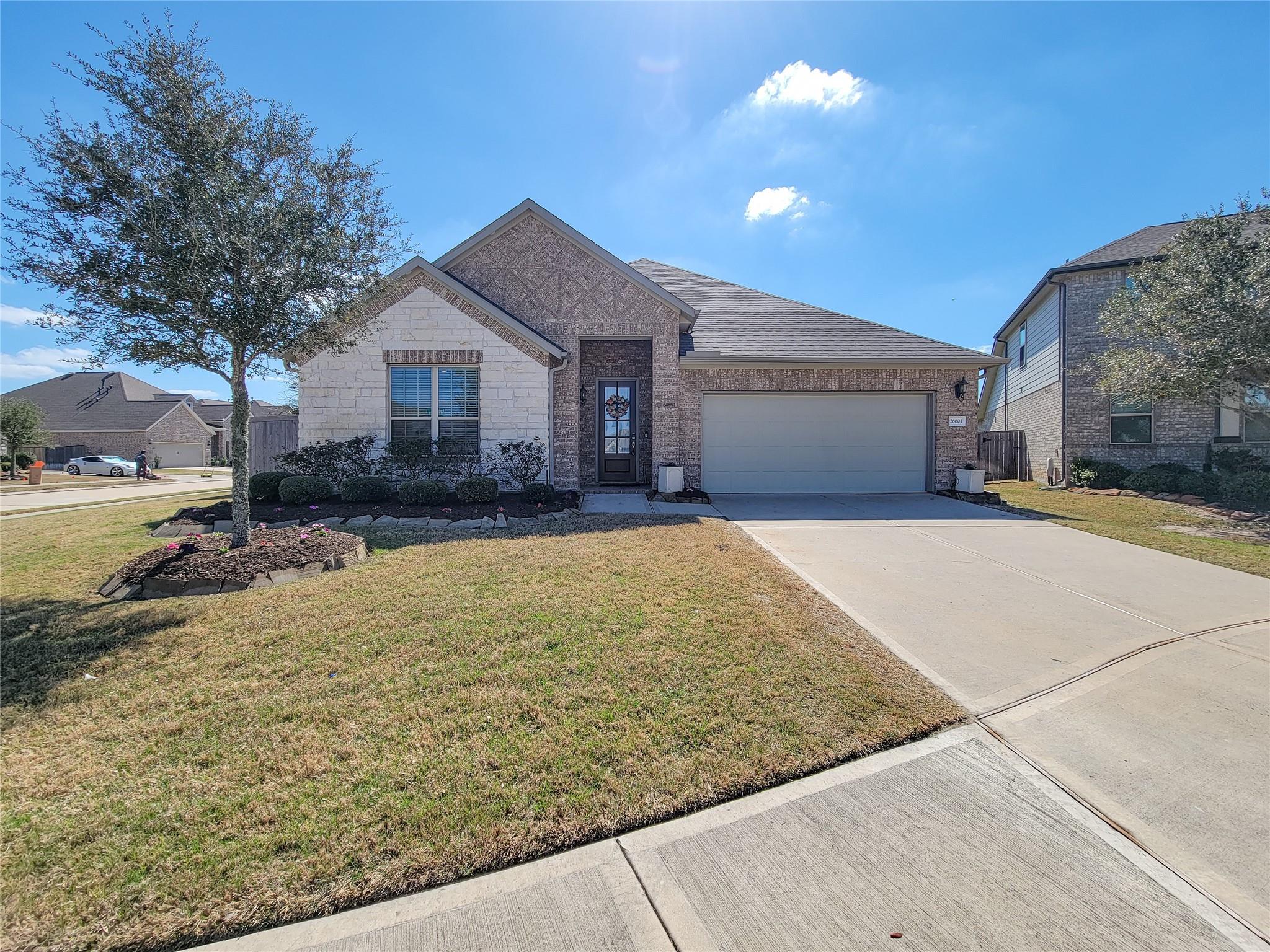 26003 Pink Myrtle Circle