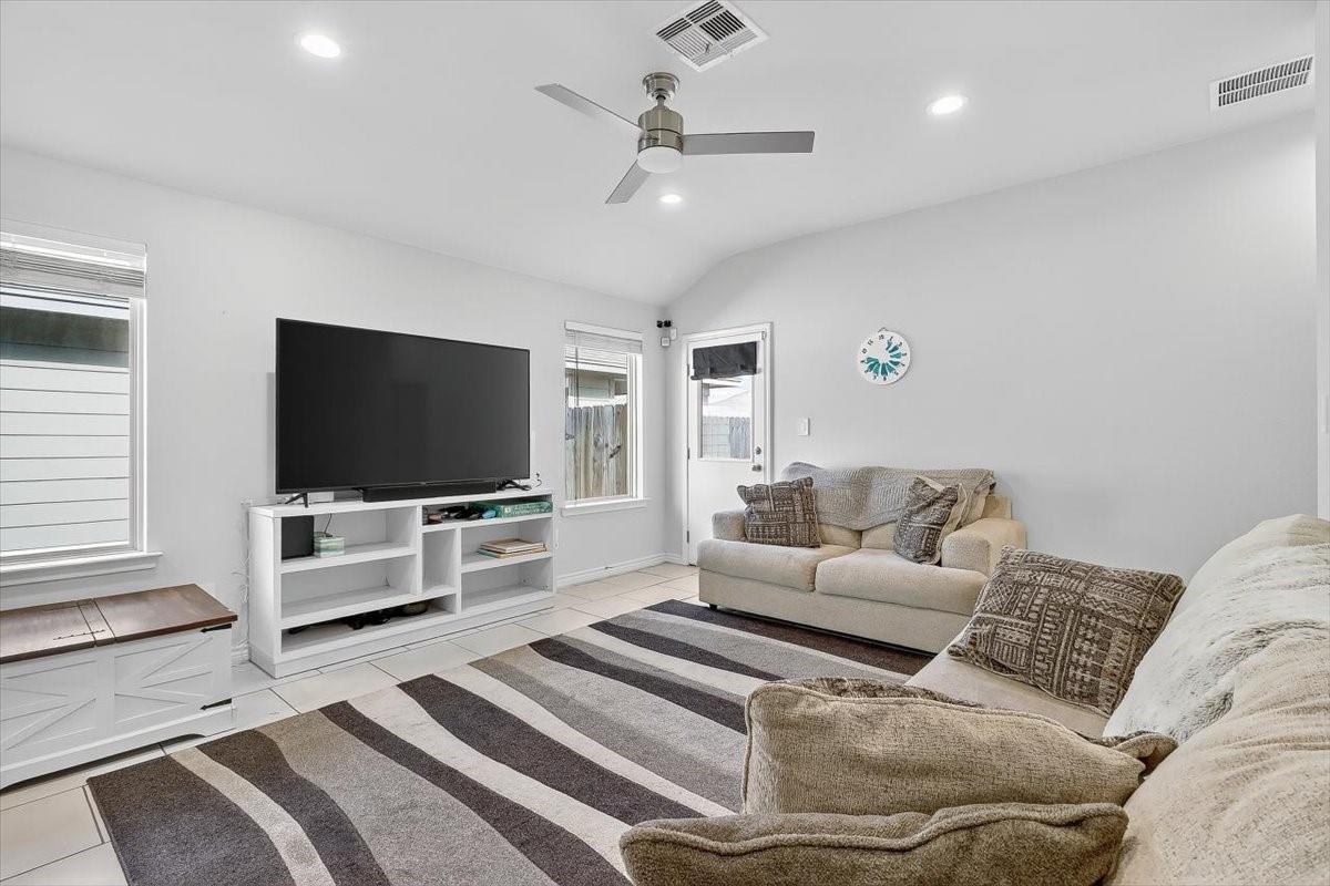 1818 Secretariat Drive