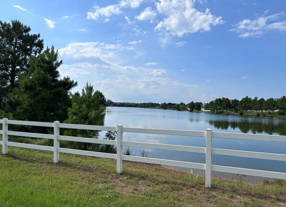 12111 Oak Hvn W, Magnolia, TX, 77354, USA, 5 Bedrooms Bedrooms, ,6 BathroomsBathrooms,Residential,Active,12111 Oak Hvn W,69910993