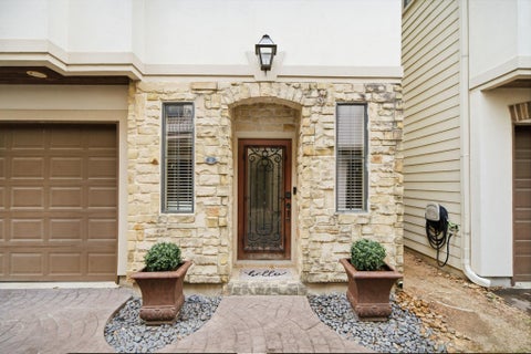 Photo of 5950 Kiam Street #E, Houston, TX 77007 (MLS # 50961983)