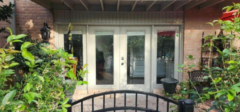 Photo of 3930 W Alabama Street #7, Houston, TX 77027 (MLS # 50866022)