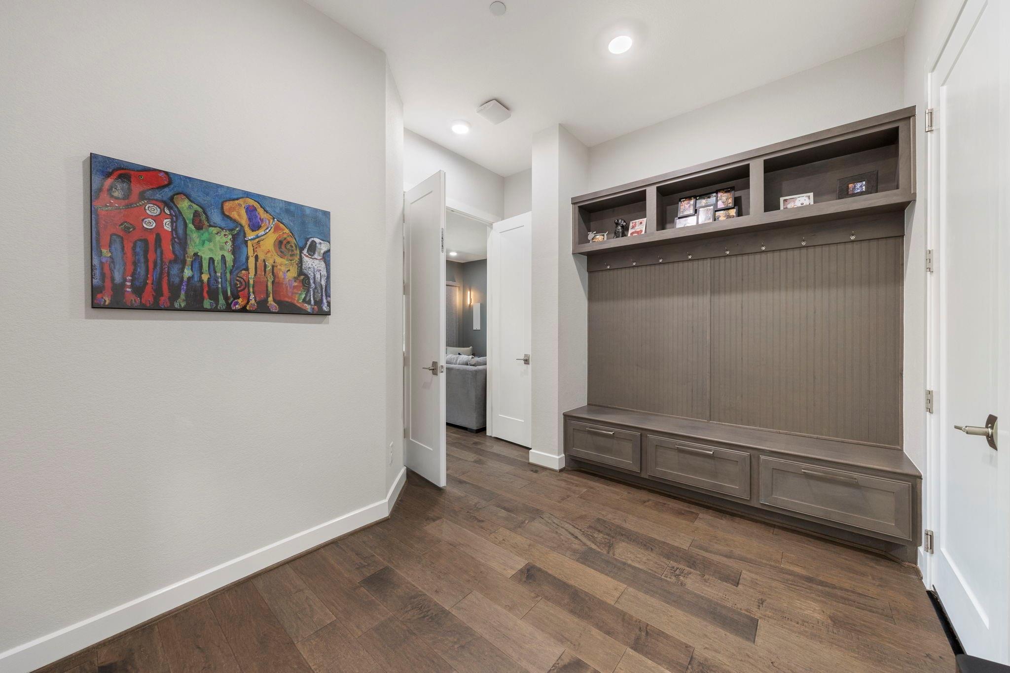 111 Vue Point Place