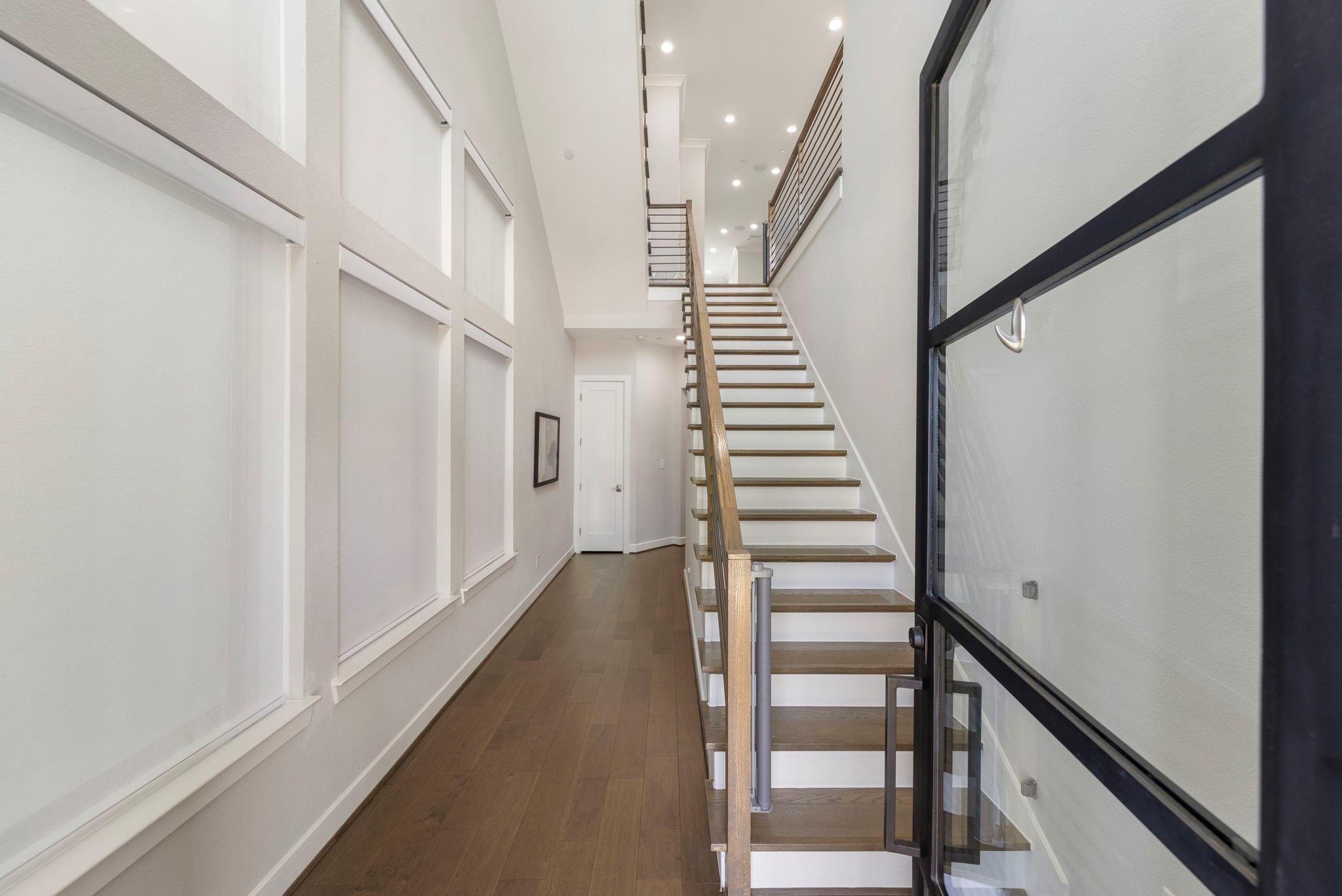111 Vue Point Place