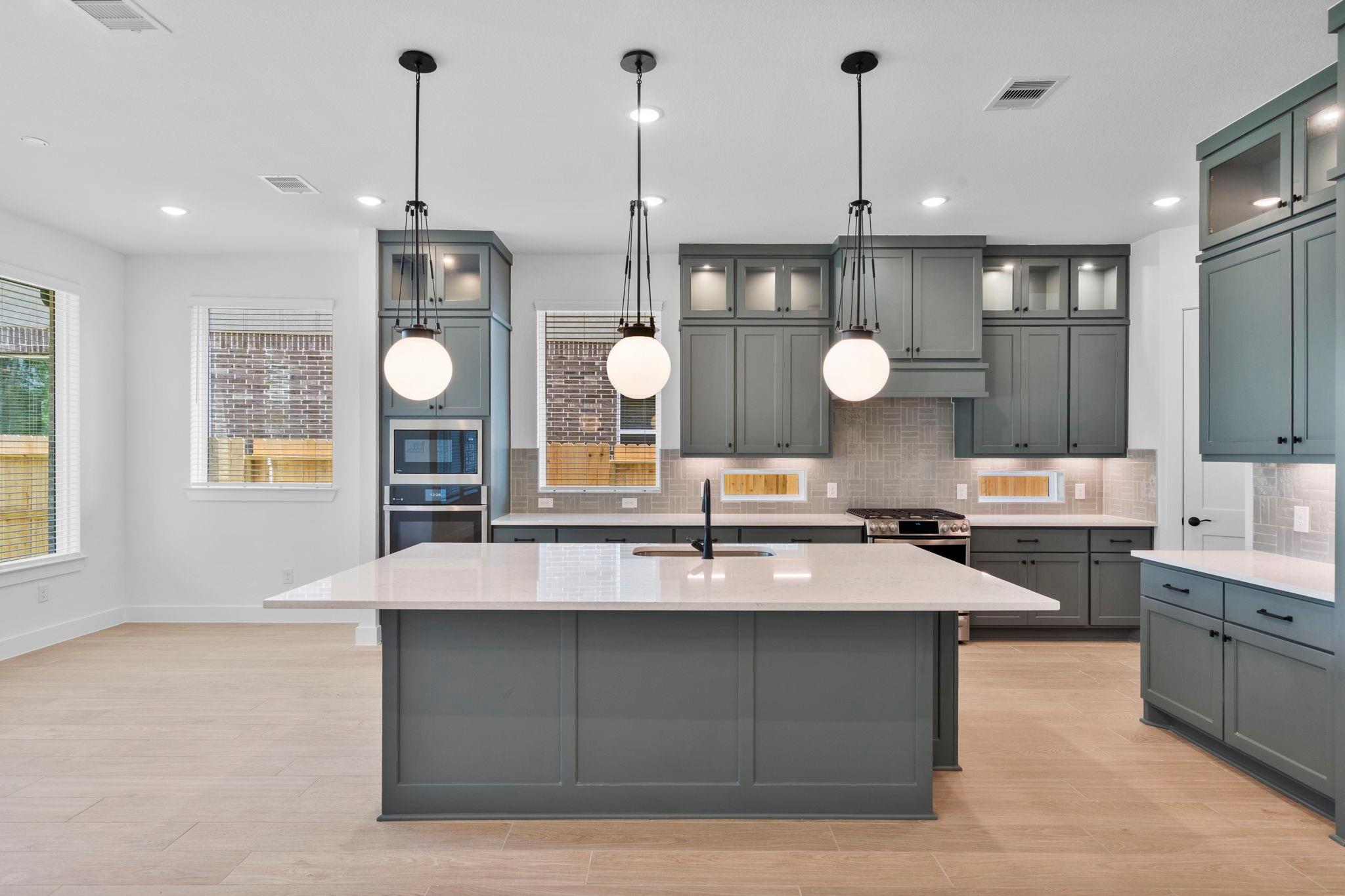 16019 Mahogany Mist Drive