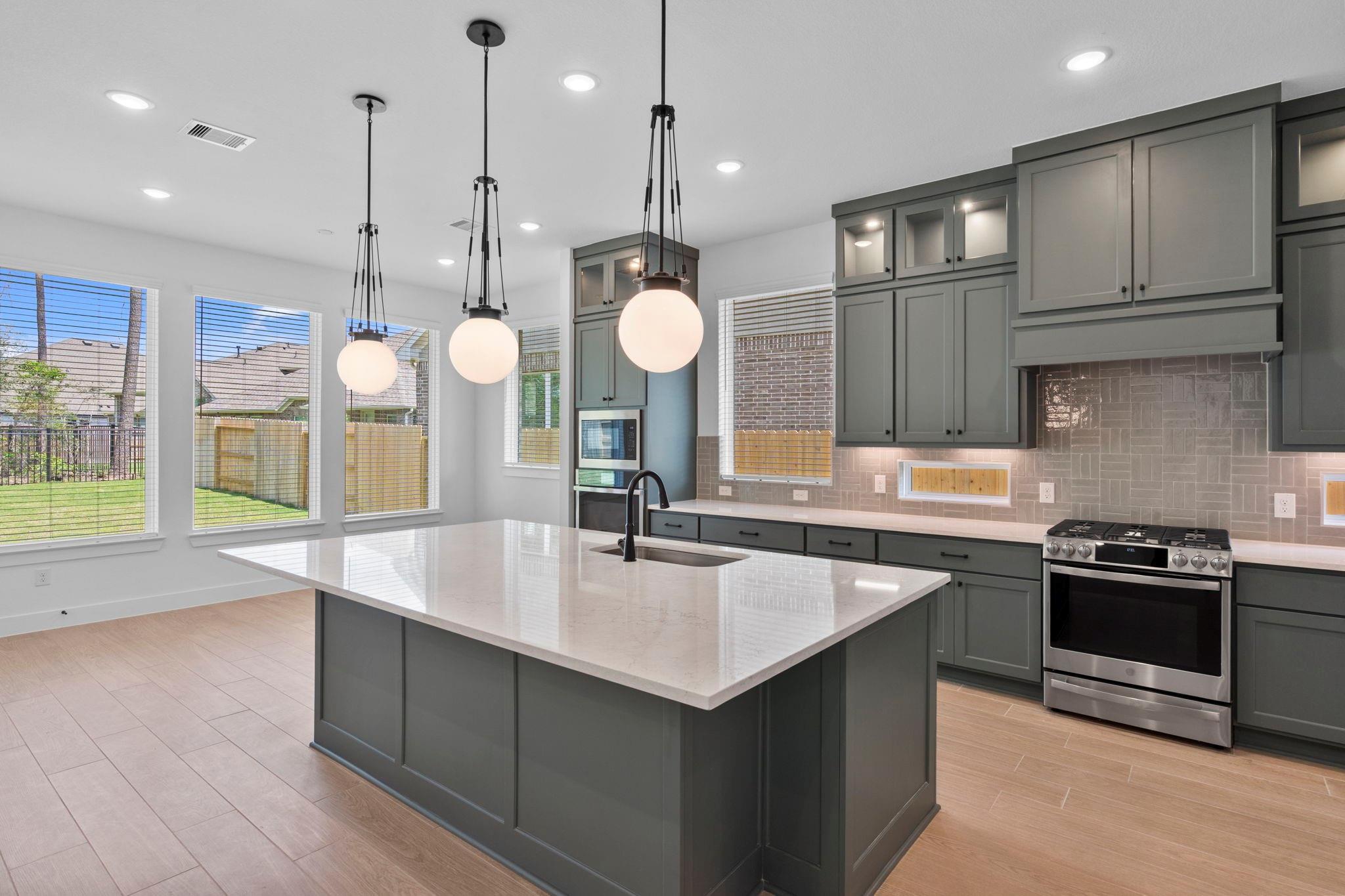 16019 Mahogany Mist Drive