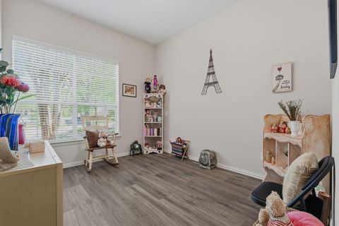 Tiny photo for 2 Camborn Place, The Woodlands, TX 77384 (MLS # 81254536)
