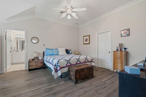 Tiny photo for 2 Camborn Place, The Woodlands, TX 77384 (MLS # 81254536)