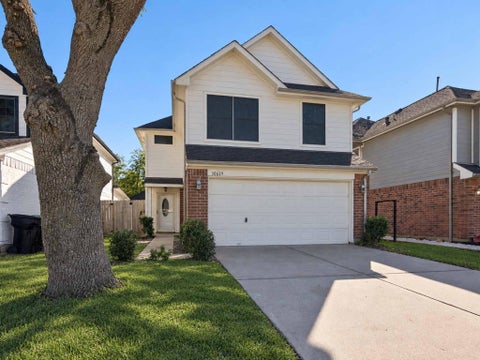 Photo of 10619 Gulf Valley Street, Houston, TX 77075 (MLS # 2409667)