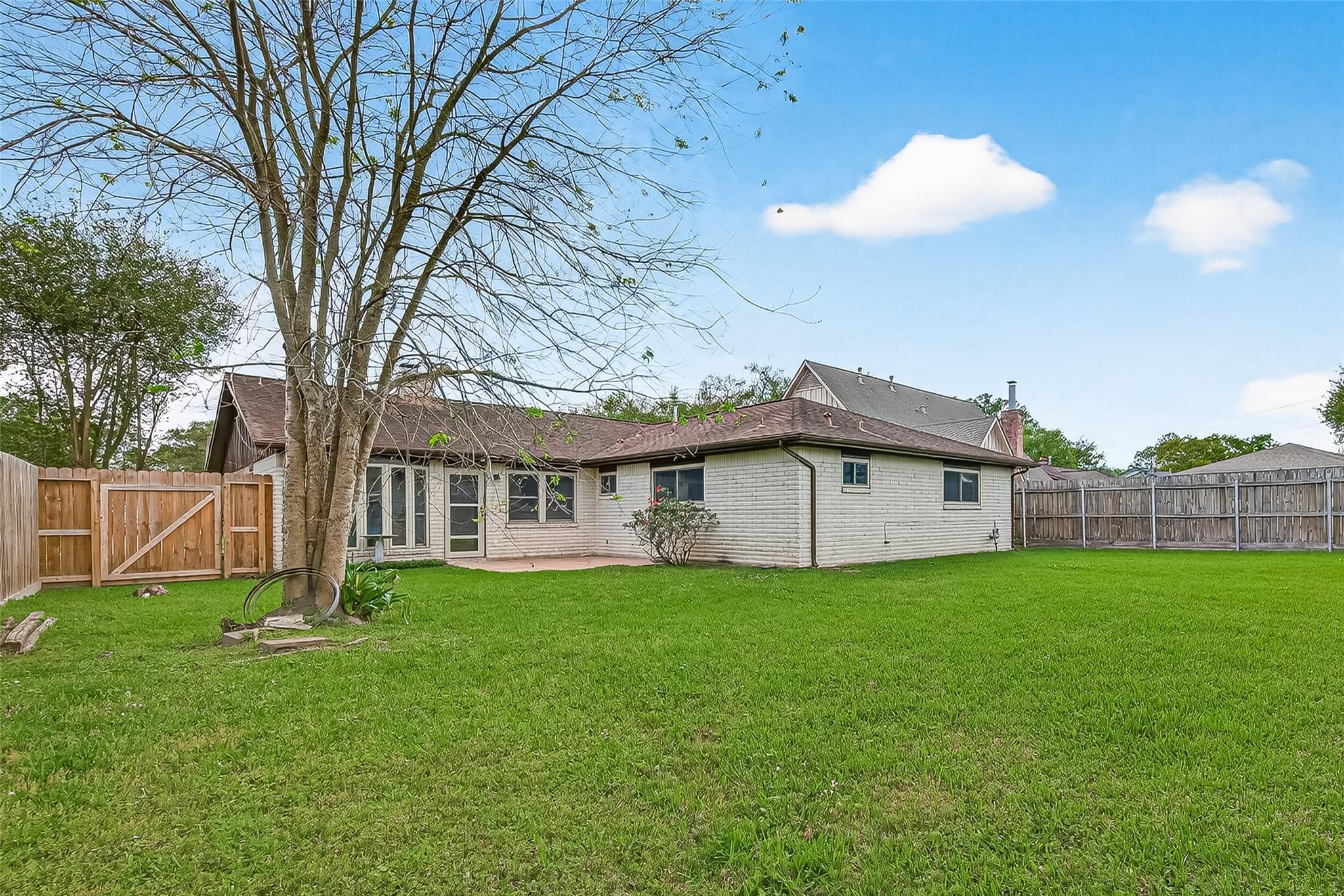 11906 Meadowdale Drive