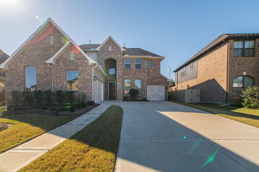 Photo of 10054 Preserve Way, Conroe, TX 77385 (MLS # 98216876)