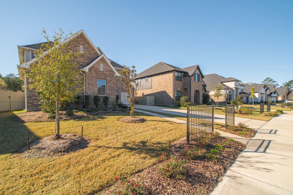 Photo of 10054 Preserve Way, Conroe, TX 77385 (MLS # 98216876)