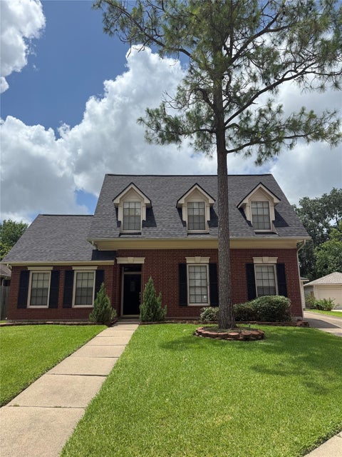 Photo of 973 Southern Pass Court, Houston, TX 77062 (MLS # 73221191)