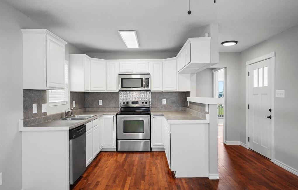 109 Bayou Vista Dr