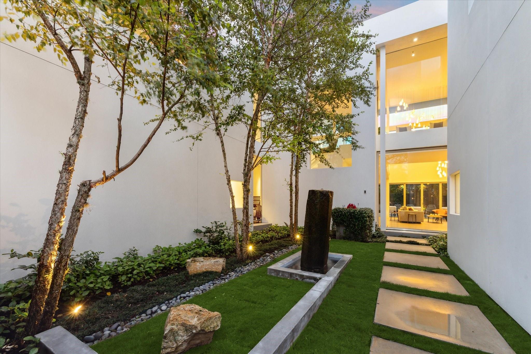 2169 University Boulevard