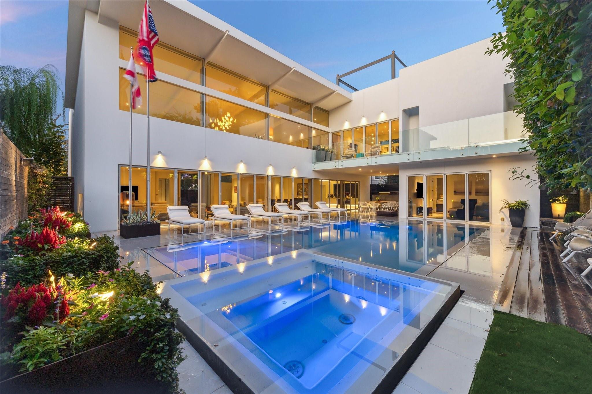 2169 University Boulevard