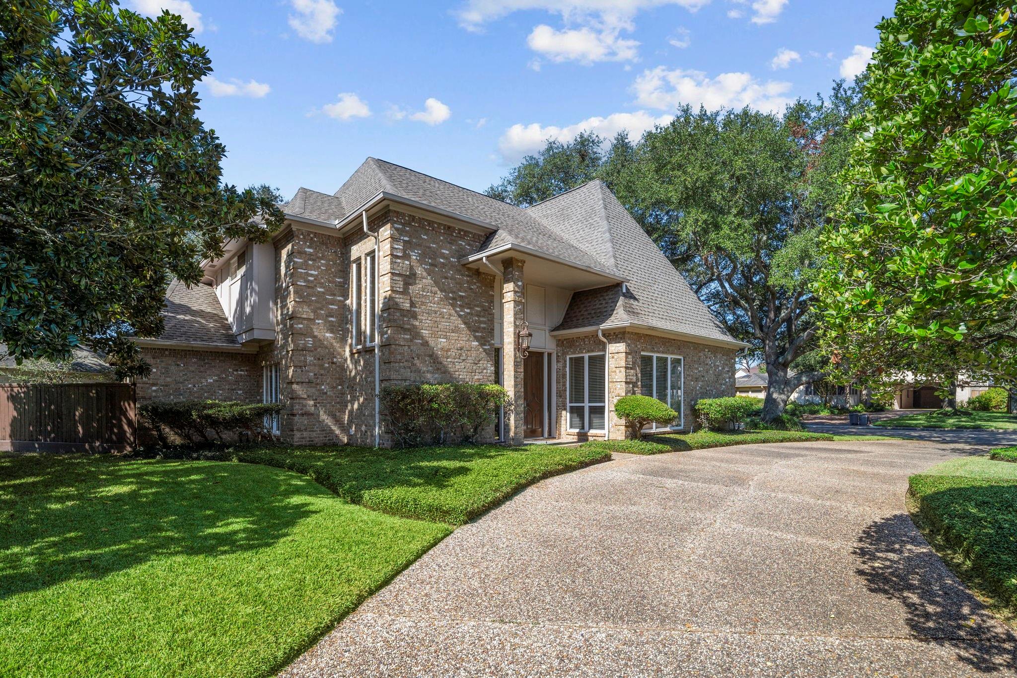 1214 Creekford Circle