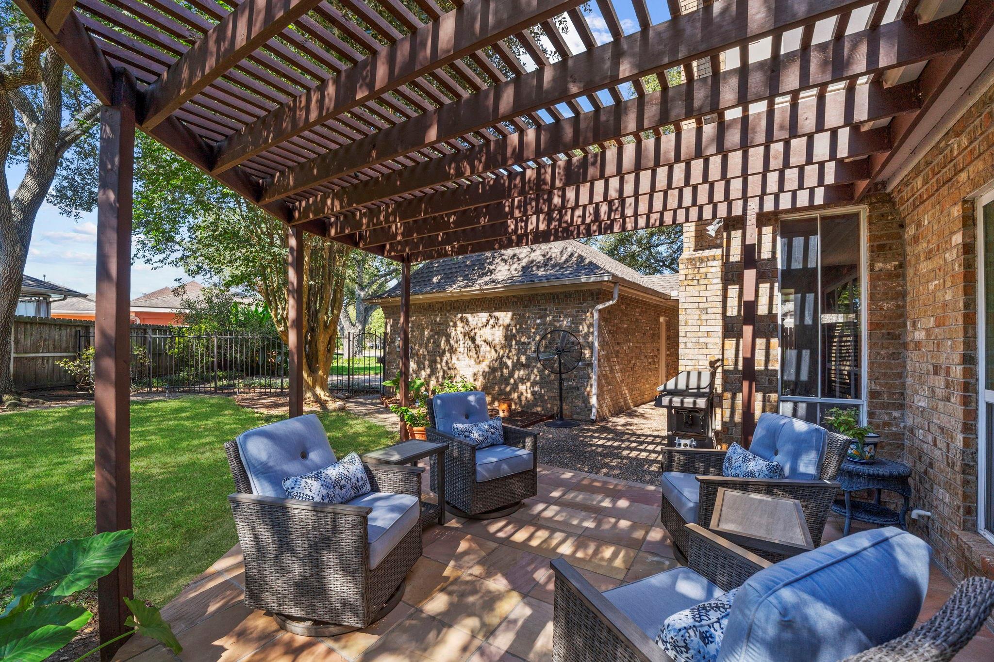 1214 Creekford Circle