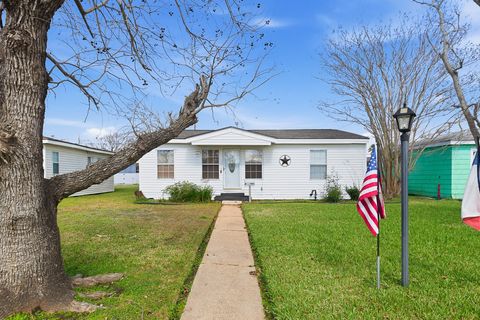 Photo of 1406 W 6th Street, Freeport, TX 77541 (MLS # 14978267)