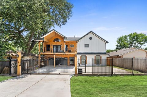 Photo of 11021 Hayslip Lane, Houston, TX 77041 (MLS # 75757836)