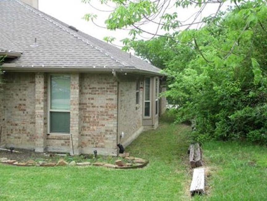 1722 Mayflower Drive